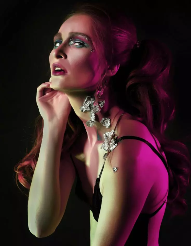 Bold Sissy Hypno Captions