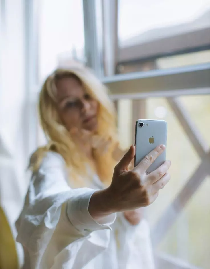 Incest Captions for Social Media Pics